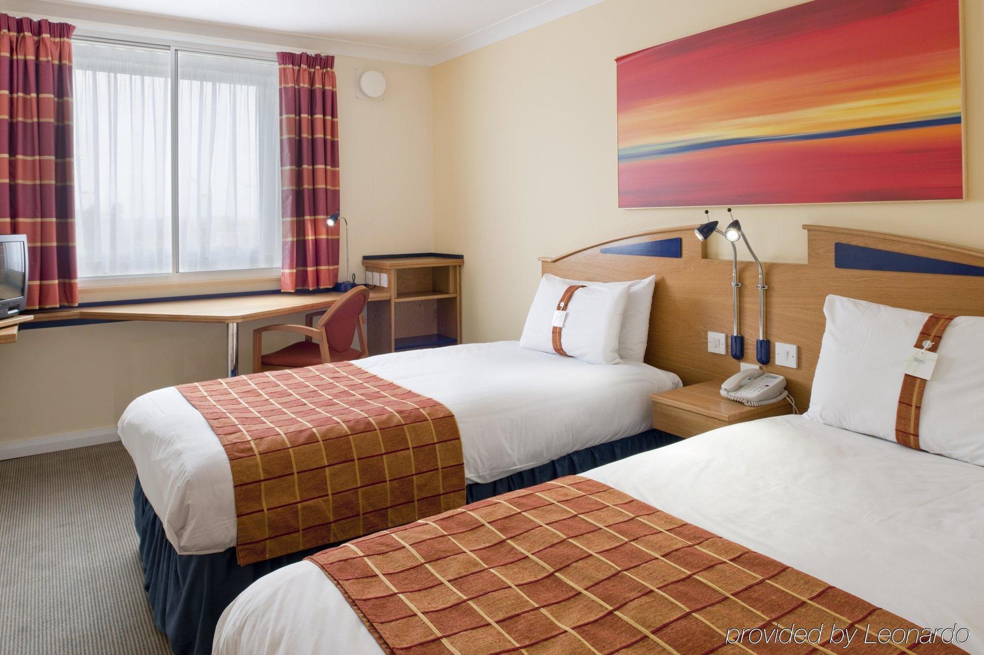 Hotel Express East Midlands Airport By Ihg Castle Donington