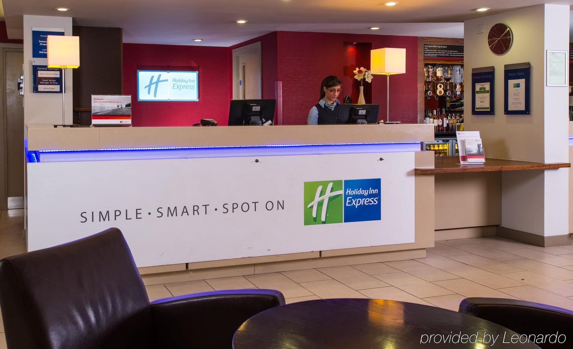 Express East Midlands Airport By Ihg 3*